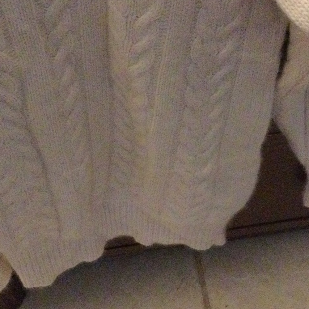 Neiman Marcus cashmere sweater - Picture 6 of 9